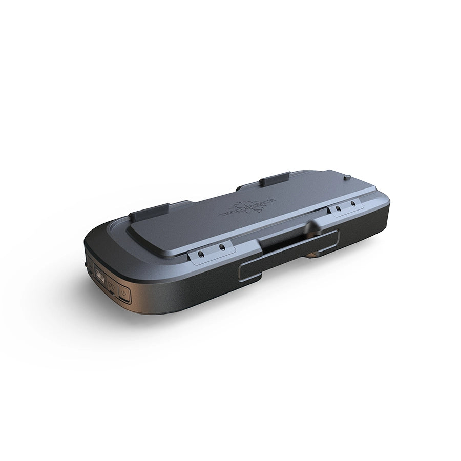 One ZERO BREEZE Mark 3 battery.